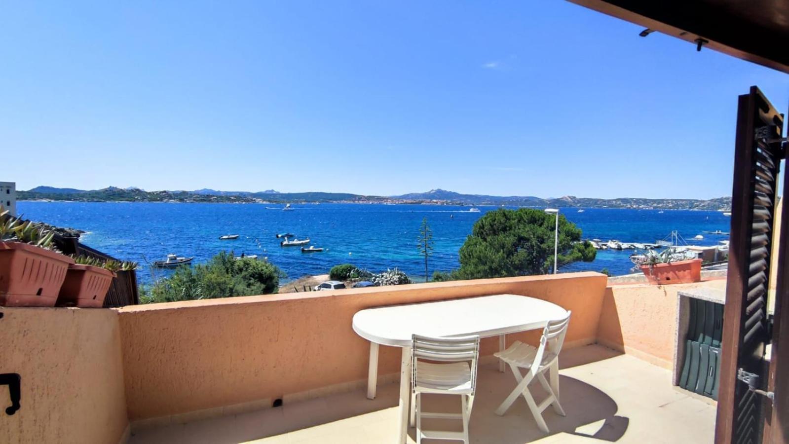 Appartamento Oltremare Vista Mare La Maddalena  Eksteriør billede